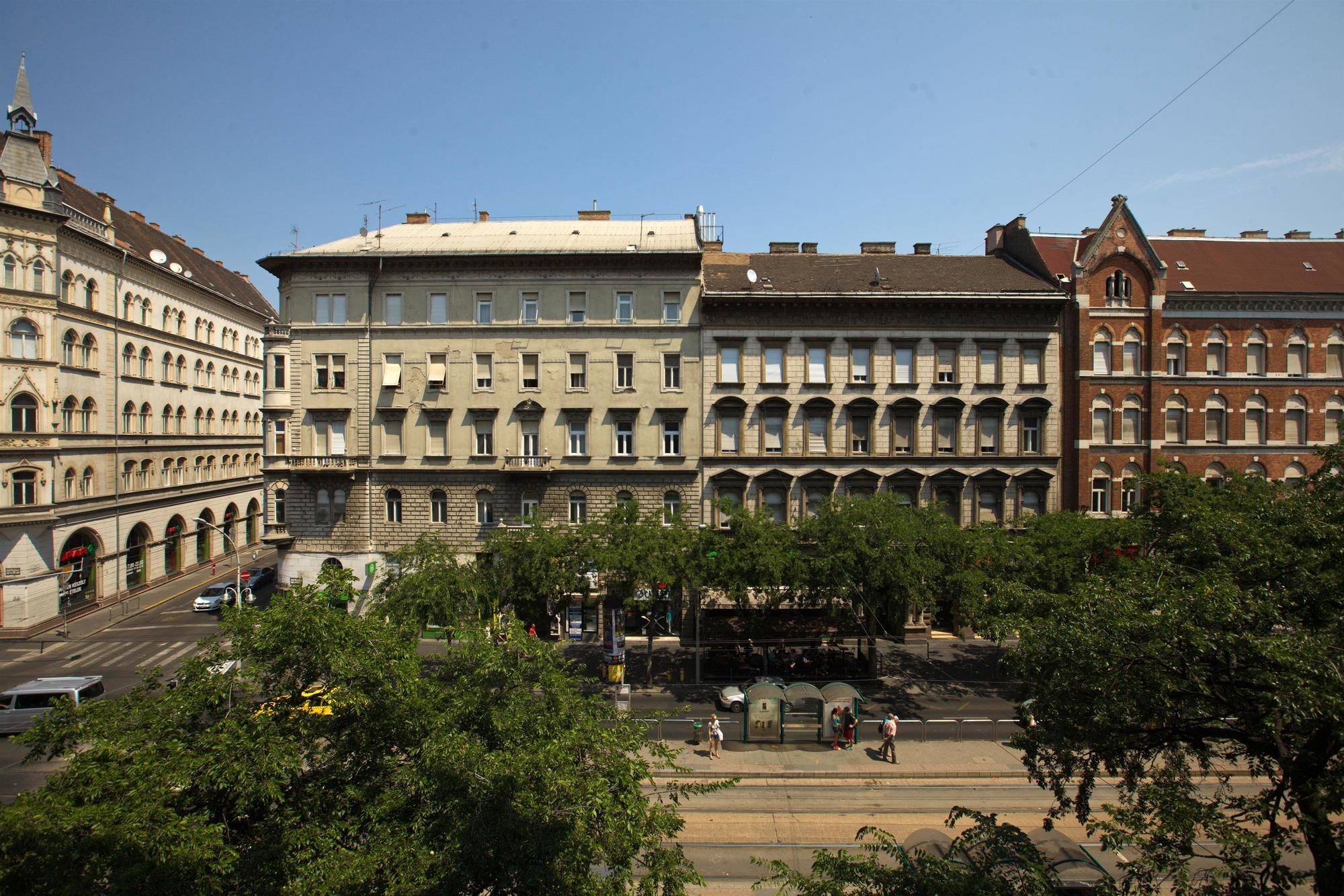 Westend Minihotel Будапешт Екстер'єр фото
